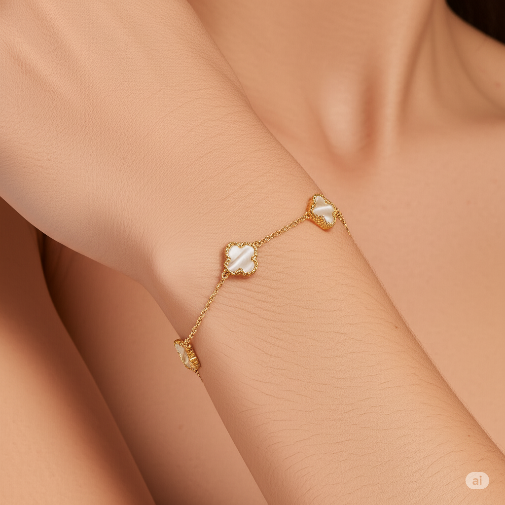 Clover Bracelet - 10KT