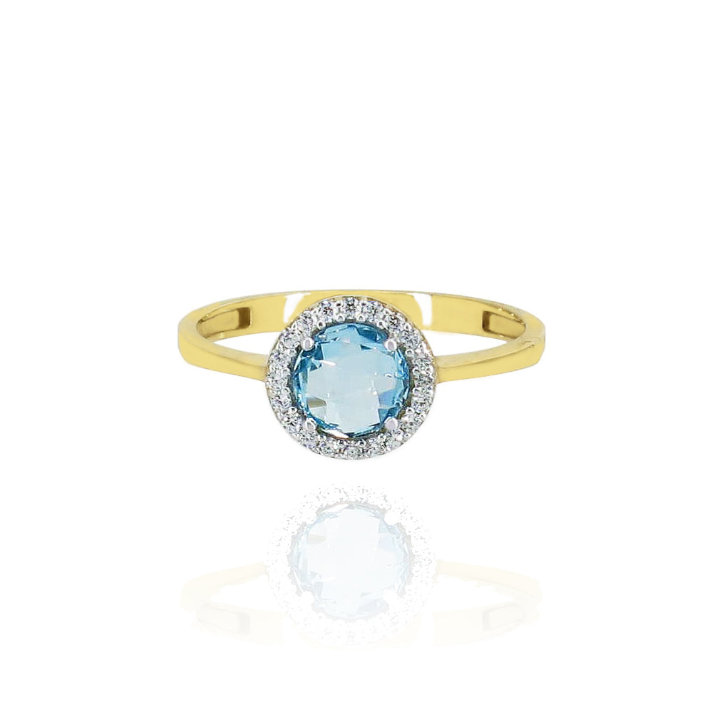10kt Yellow Gold Blue Topaz Ring set with Cubic Zirconia